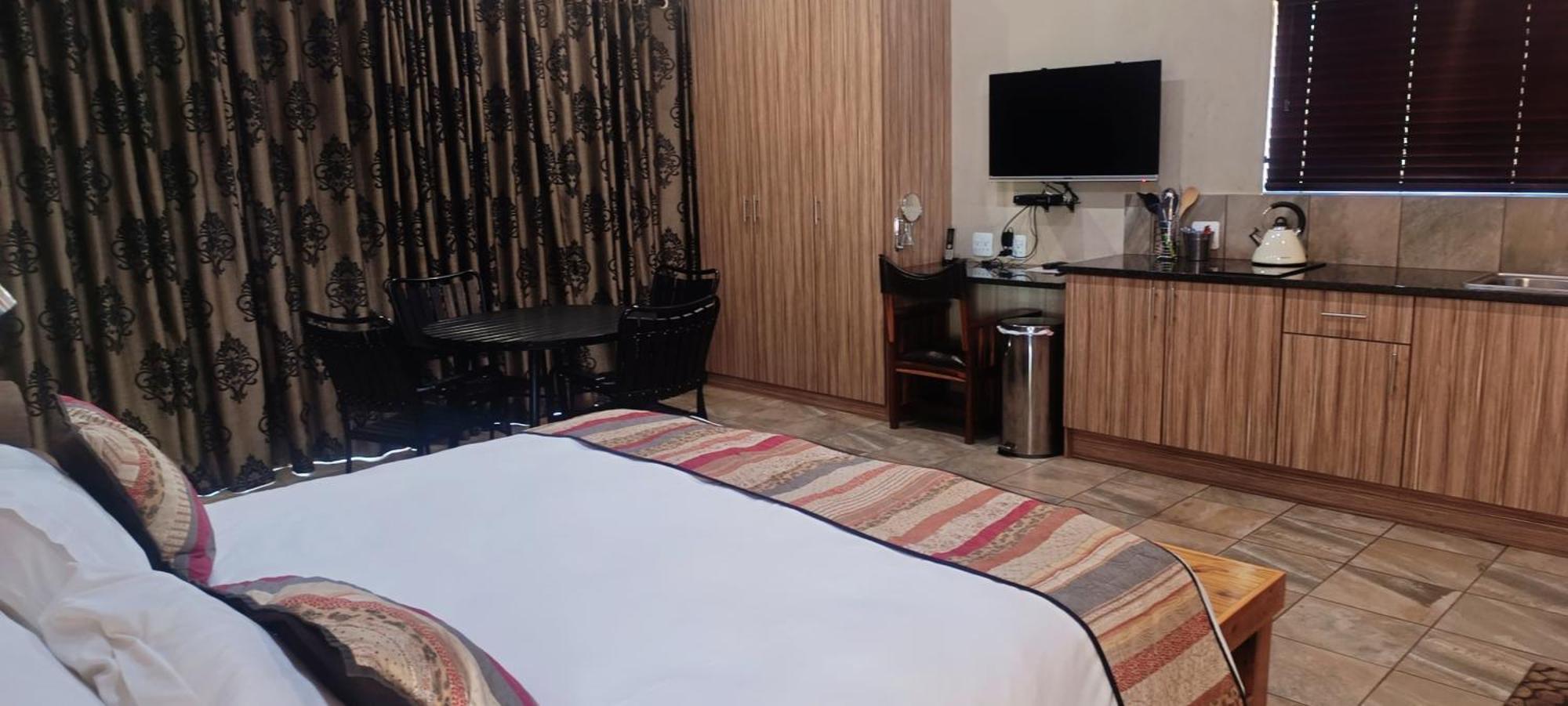 Kareespruit Game Ranch & Guest House Zeerust 외부 사진